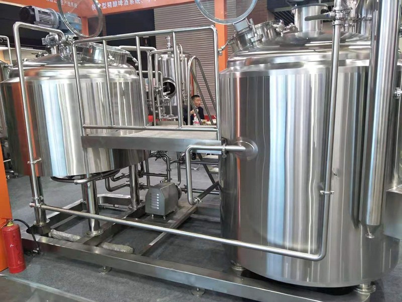 500L-1000L-craft beer-beer brewing-beer making-brewery-brewhouse-brewery plant-fresh beer-3BBL-5BBL-exhibition-for sale.jpg